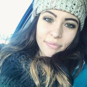 Meet your Posher, Holly